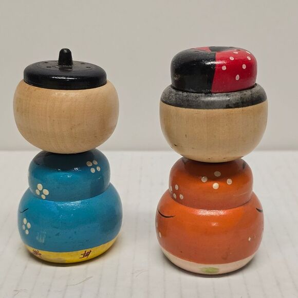 Japanese Kokeshi Wooden Bobblehead Salt & Pepper Shakers Dolls Vintage Handmade - Picture 4 of 8
